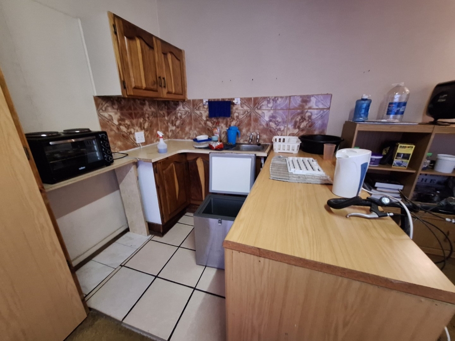 1 Bedroom Property for Sale in Potchefstroom North West